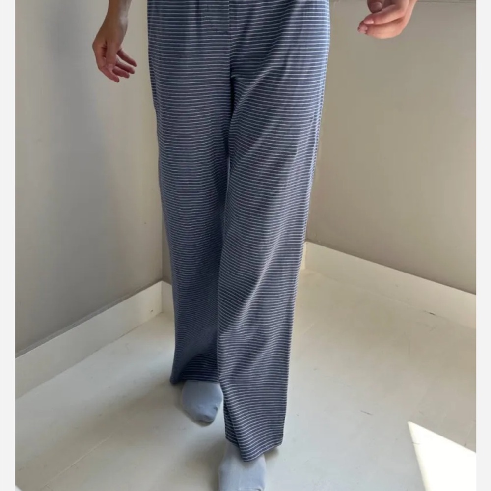 Brandy Melville Keira Stripes Sweatpants